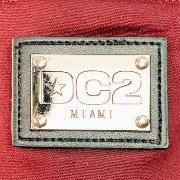 DC2 MIAMI Size L Burgundy Cotton Blend Flat Front Zip Fly Shorts - Picture 3 of 5